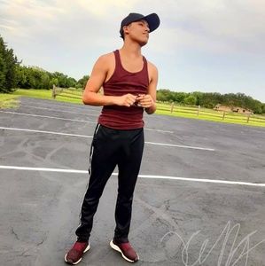 Meet your Posher, Arturo